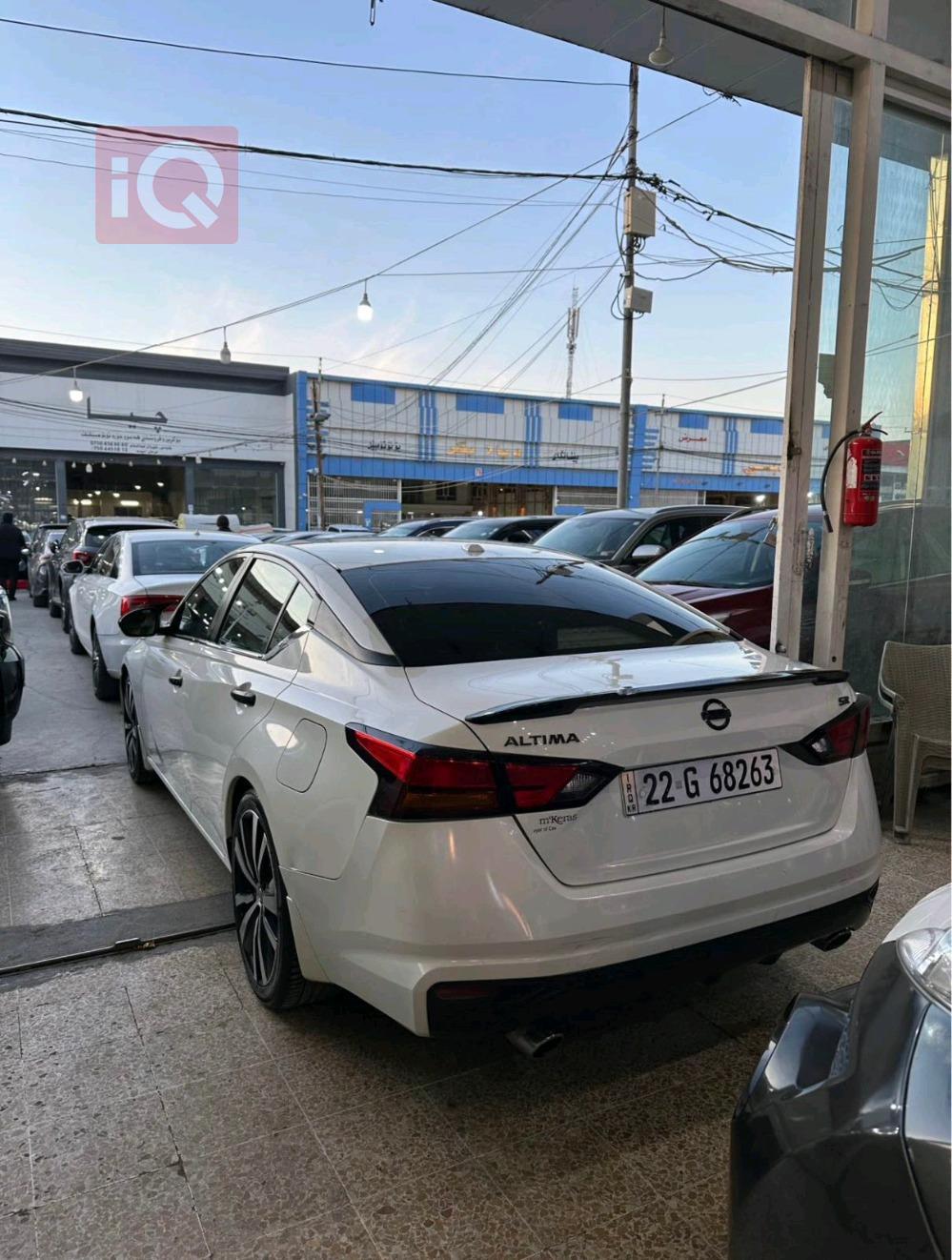 نيسان ألتيما